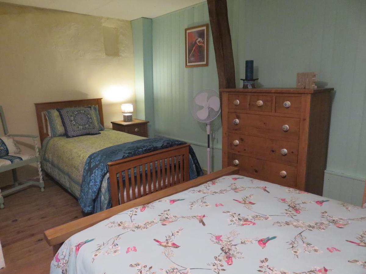 Michouat Chambre D'Hotes Vidou Exterior foto