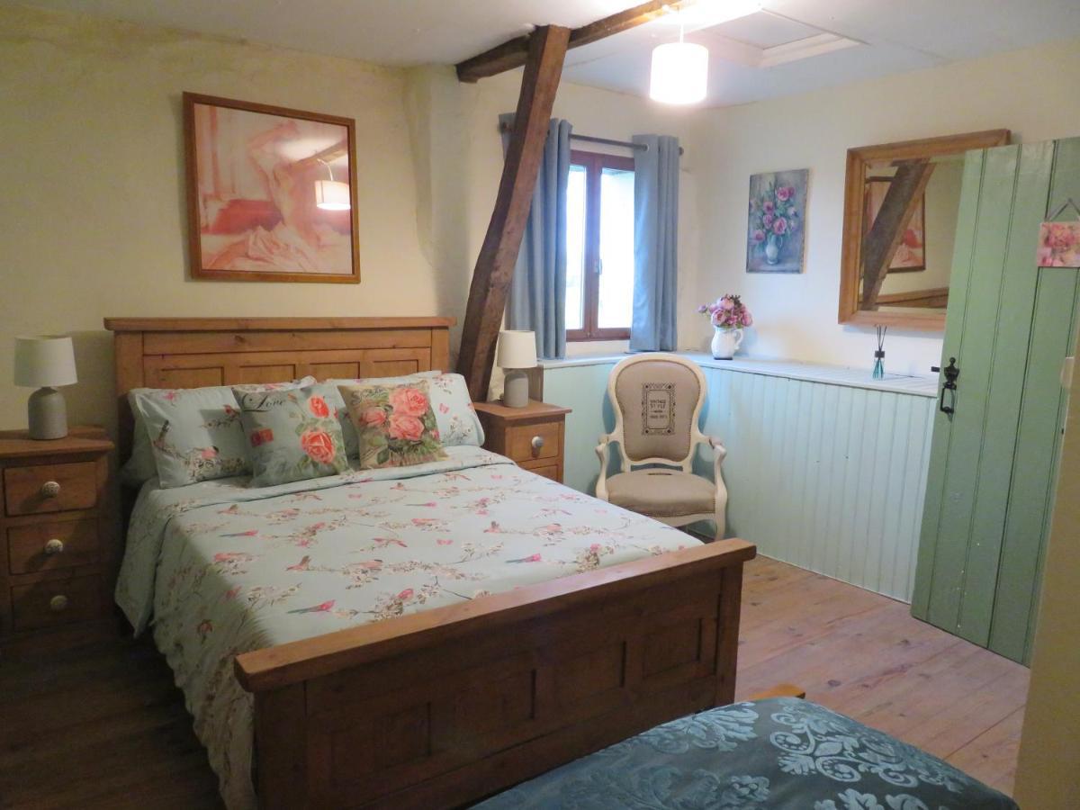 Michouat Chambre D'Hotes Vidou Exterior foto