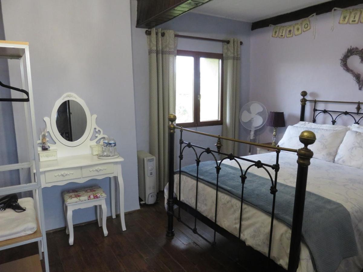 Michouat Chambre D'Hotes Vidou Exterior foto