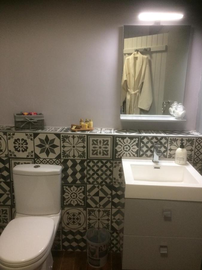 Michouat Chambre D'Hotes Vidou Exterior foto